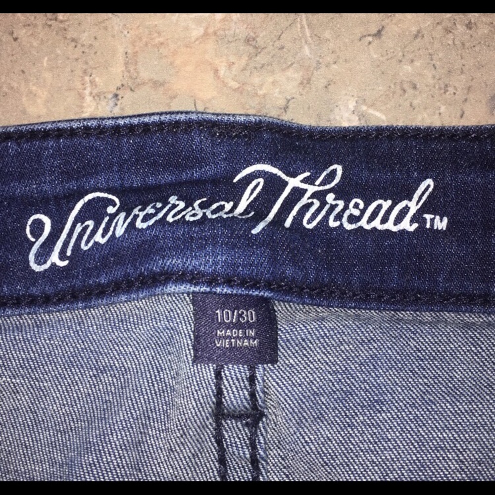 Universal Thread Mid Rise Mini Shorts - Picture 5 of 5